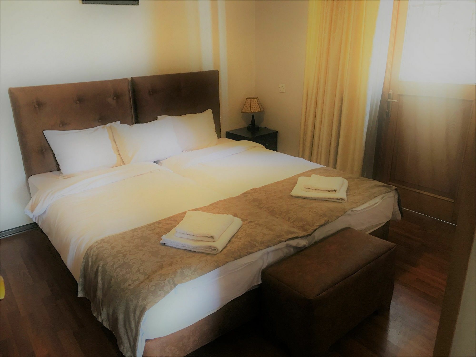 Valeria Hotel Tbilisi Eksteriør bilde